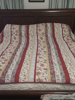 Reversible Striped Floral Quilt in Red, Cream & Tan